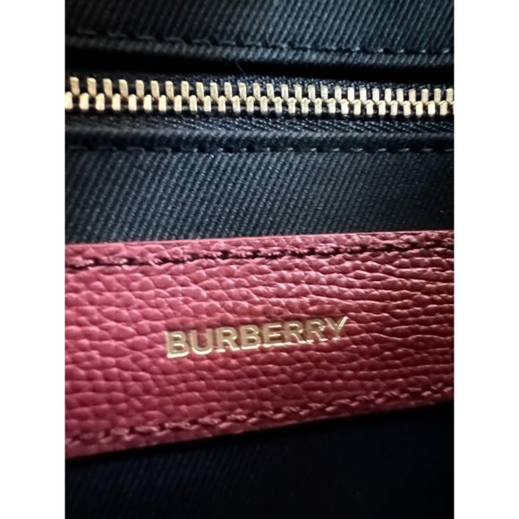 Burberry Medium Banner House Check Leather Tote Shoulder Bag Crimson - Picture 9 of 16